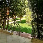 Theocharis Paradise Ferienhaus