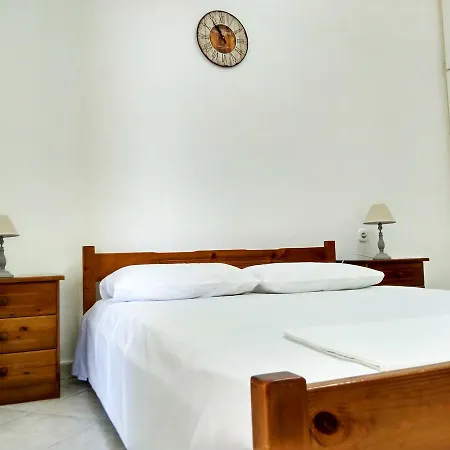 Theocharis Paradise Holiday home *