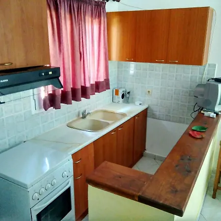 Theocharis Paradise Holiday home